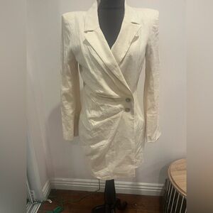 NWT Zara long blazer in Cream 
color